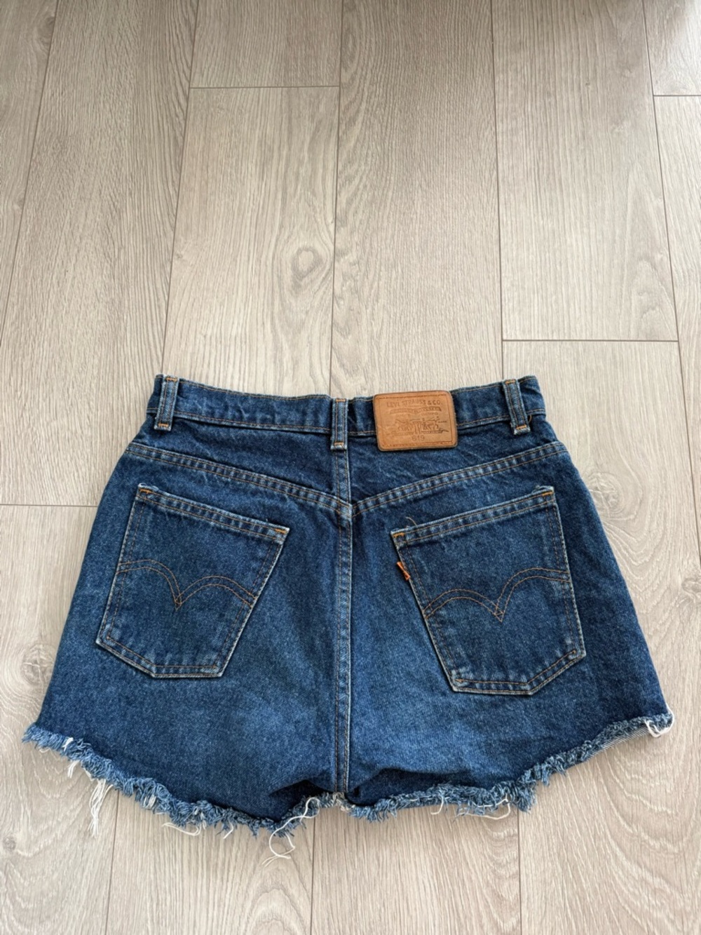Levi’s Vintage 619 Orange Tab Cut Off Jean Denim Shorts - Picture 3 of 13
